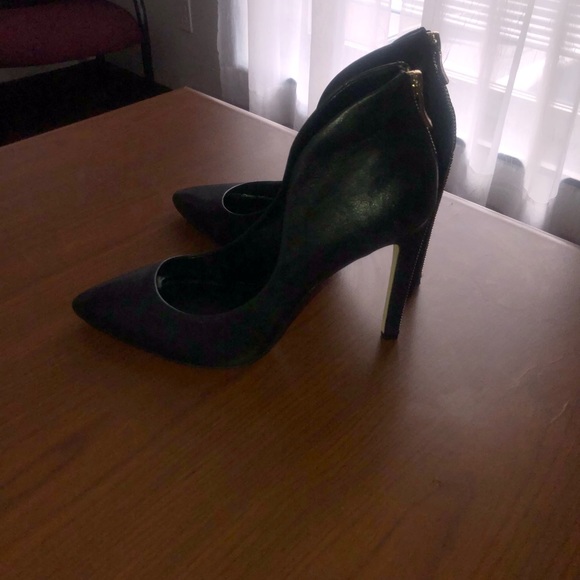 BCBG Generation Heels - Picture 4 of 5